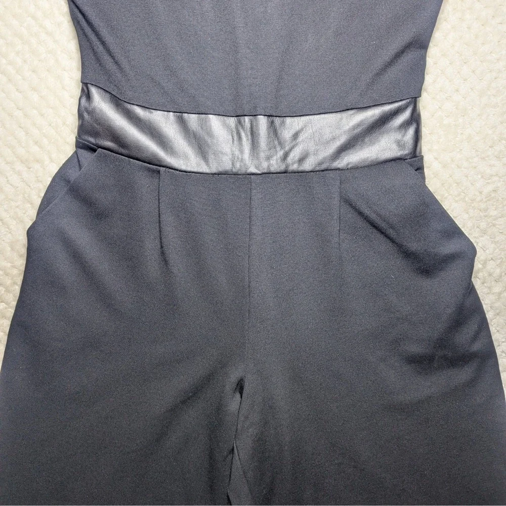 Trina Turk Black Faux Leather Trim Wide Leg Culotte Jumpsuit Size‎ 2